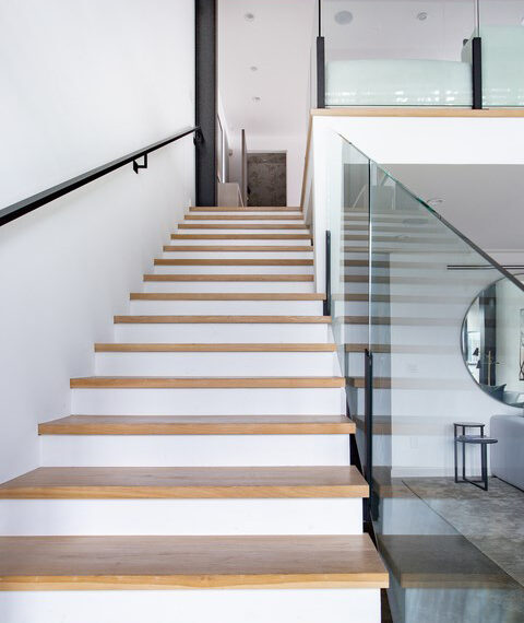 305 Venice Way, Venice CA 90291