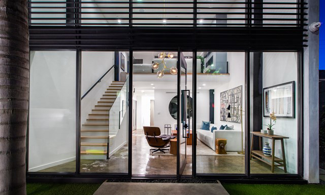 305 Venice Way, Venice CA 90291