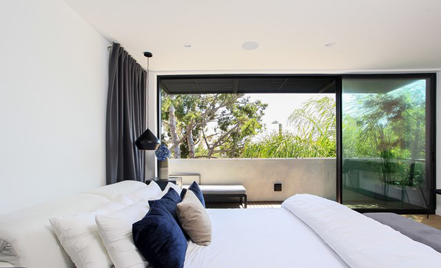 305 Venice Way, Venice CA 90291