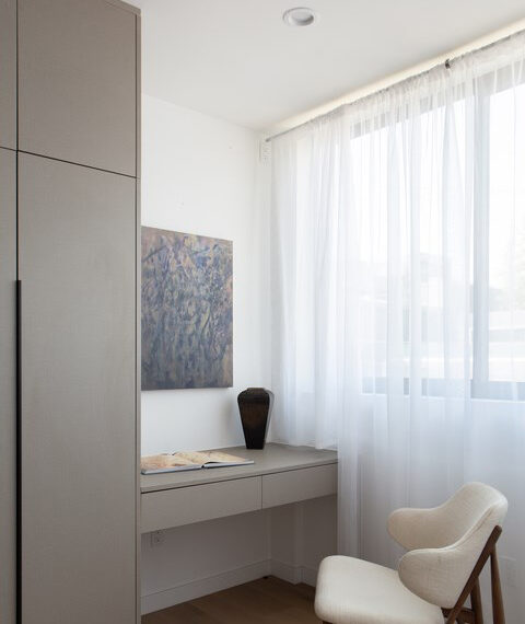 305 Venice Way, Venice CA 90291