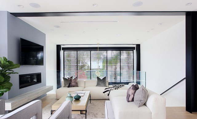 305 Venice Way, Venice CA 90291