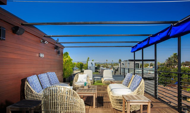 305 Venice Way, Venice CA 90291