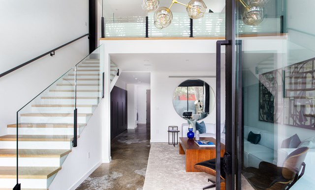 305 Venice Way, Venice CA 90291