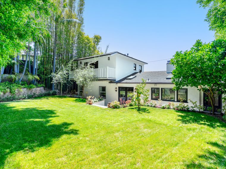 1622 Sunset Plaza Drive, Los Angeles 90069