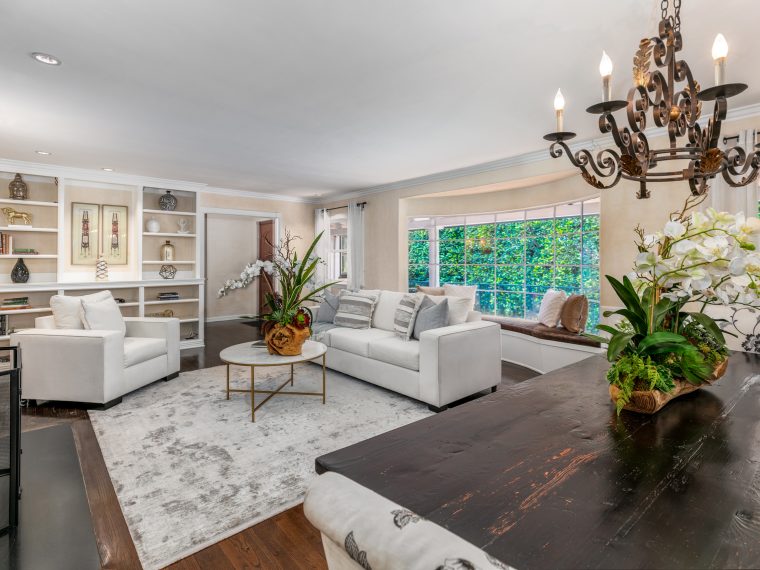 1622 Sunset Plaza Drive, Los Angeles 90069