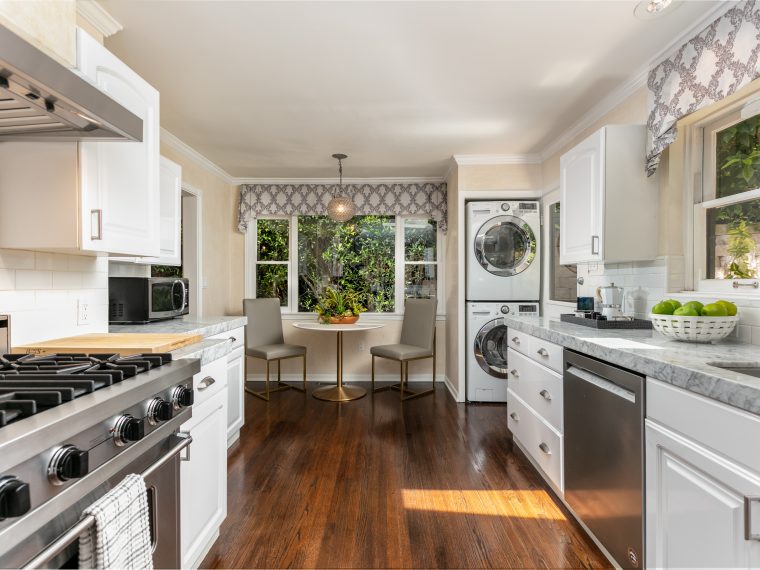 1622 Sunset Plaza Drive, Los Angeles 90069