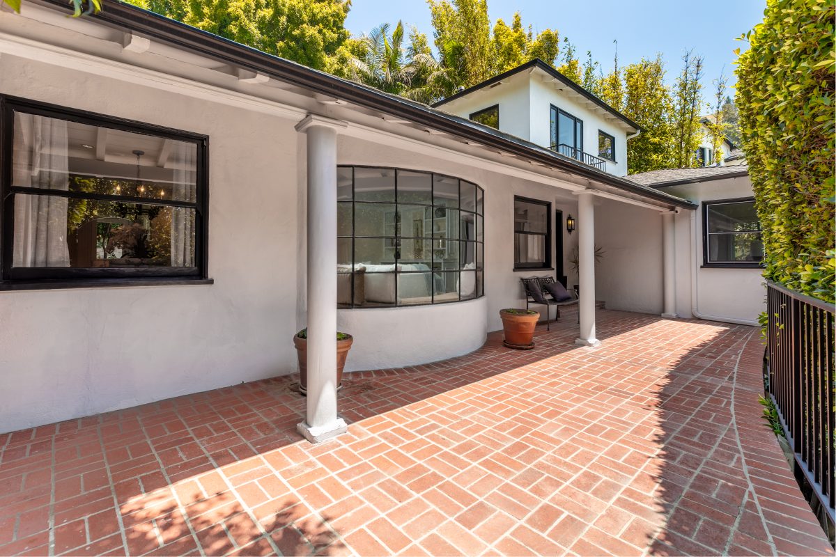 1622 Sunset Plaza Drive, Los Angeles 90069