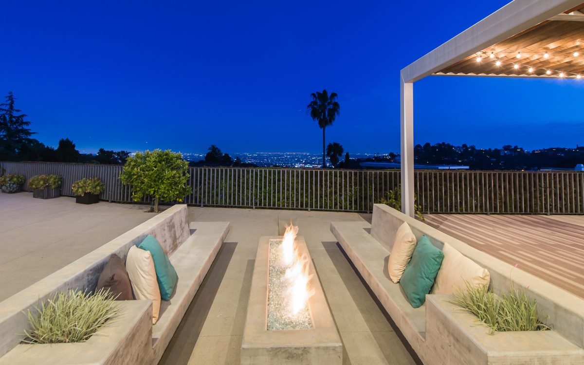 7984 Oceanus Dr, LOS ANGELES CA 90046