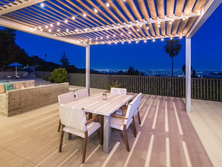 7984 Oceanus Dr, LOS ANGELES CA 90046
