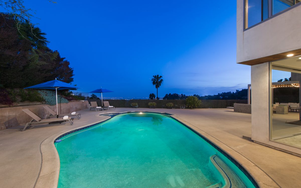 7984 Oceanus Dr, LOS ANGELES CA 90046