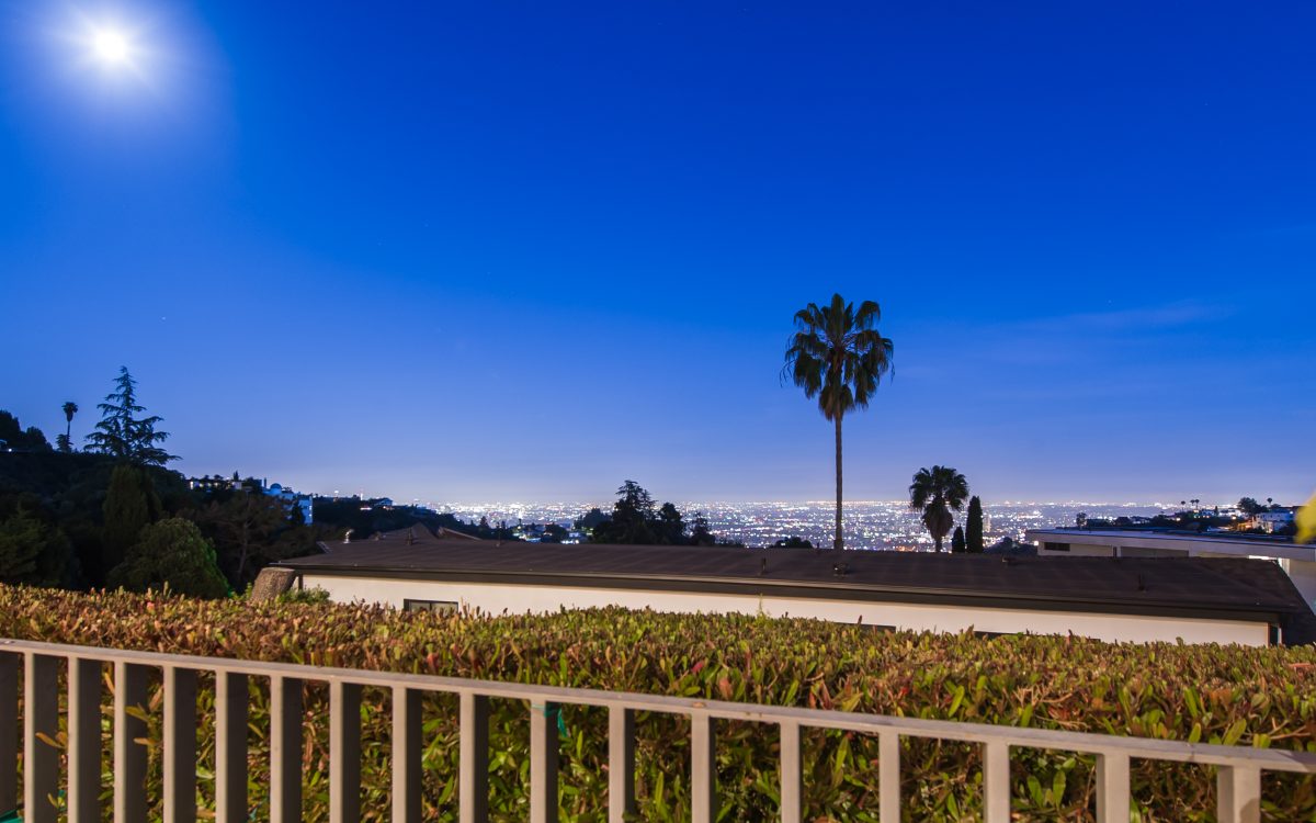 7984 Oceanus Dr, LOS ANGELES CA 90046