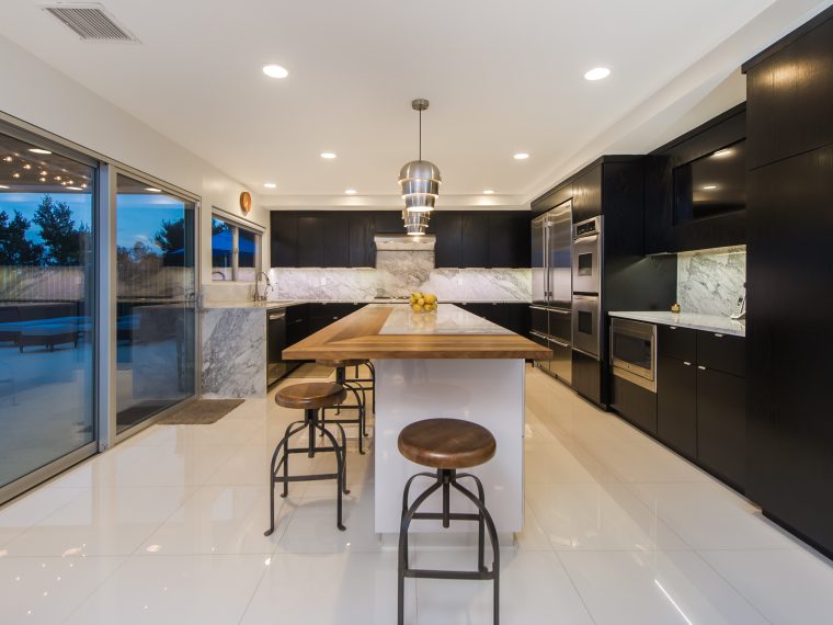 7984 Oceanus Dr, LOS ANGELES CA 90046