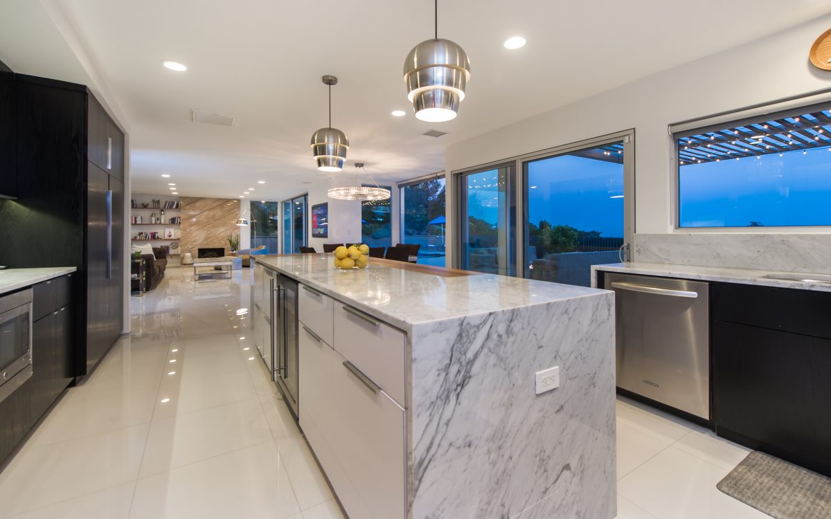 7984 Oceanus Dr, LOS ANGELES CA 90046