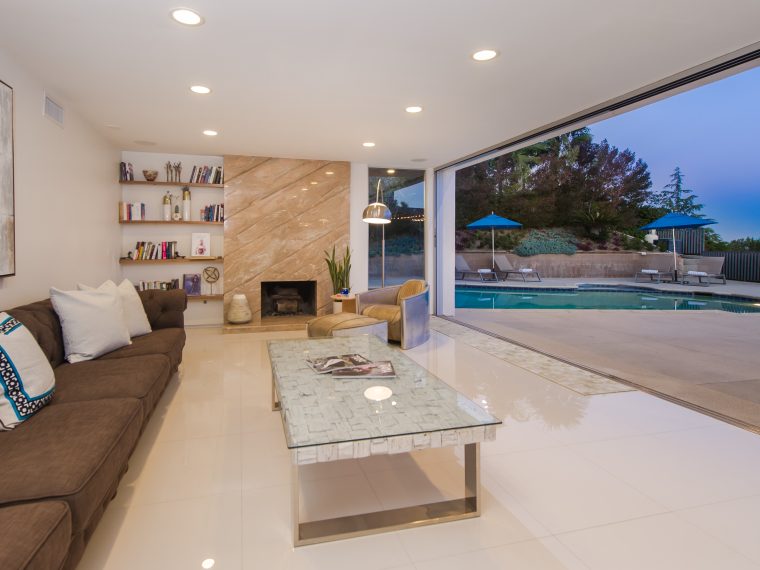 7984 Oceanus Dr, LOS ANGELES CA 90046