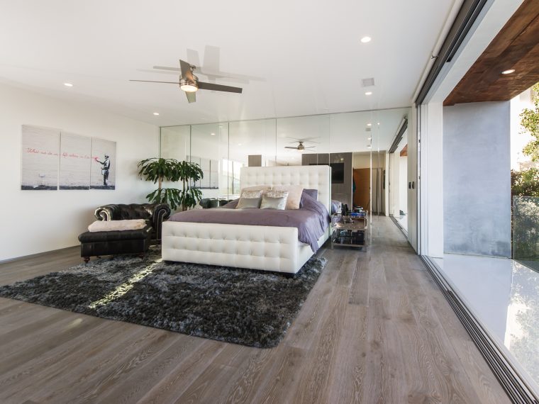 7984 Oceanus Dr, LOS ANGELES CA 90046