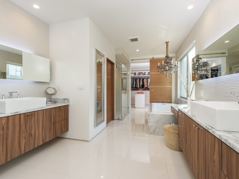 7984 Oceanus Dr, LOS ANGELES CA 90046