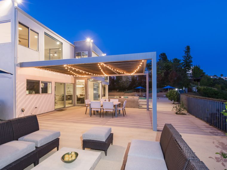 7984 Oceanus Dr, LOS ANGELES CA 90046