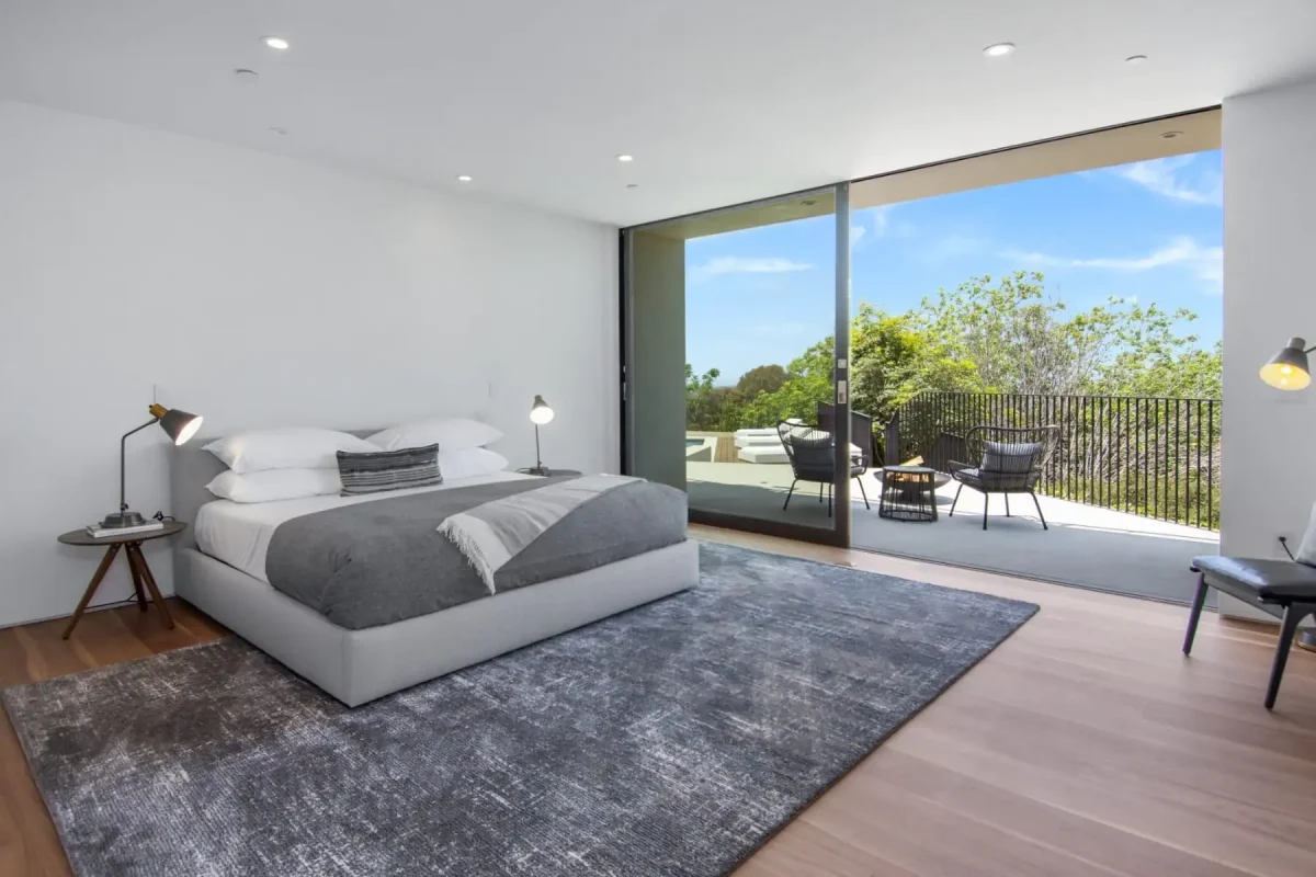 9040 Alto Cedro Dr, BEVERLY HILLS CA 90210