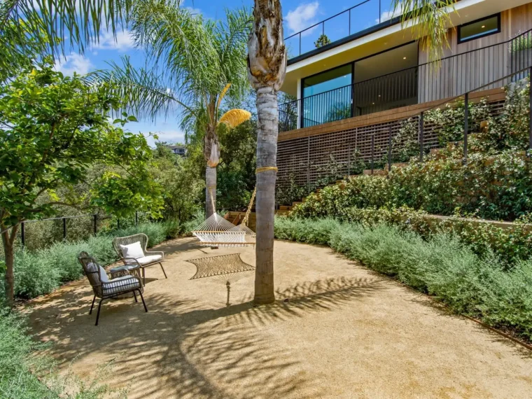 9040 Alto Cedro Dr, BEVERLY HILLS CA 90210
