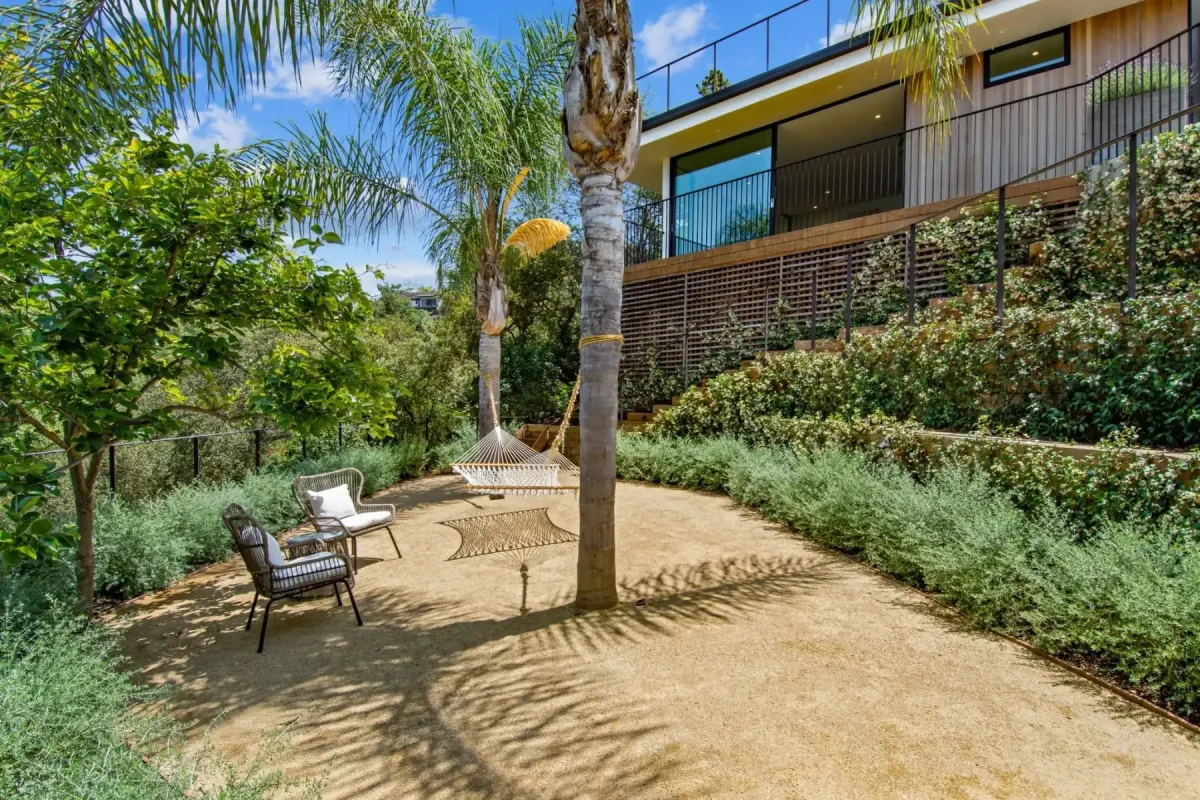 9040 Alto Cedro Dr, BEVERLY HILLS CA 90210