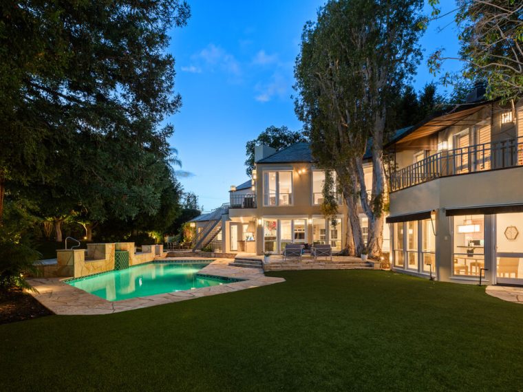 809 N. ALPINE DR, BEVERLY HILLS CA 90210