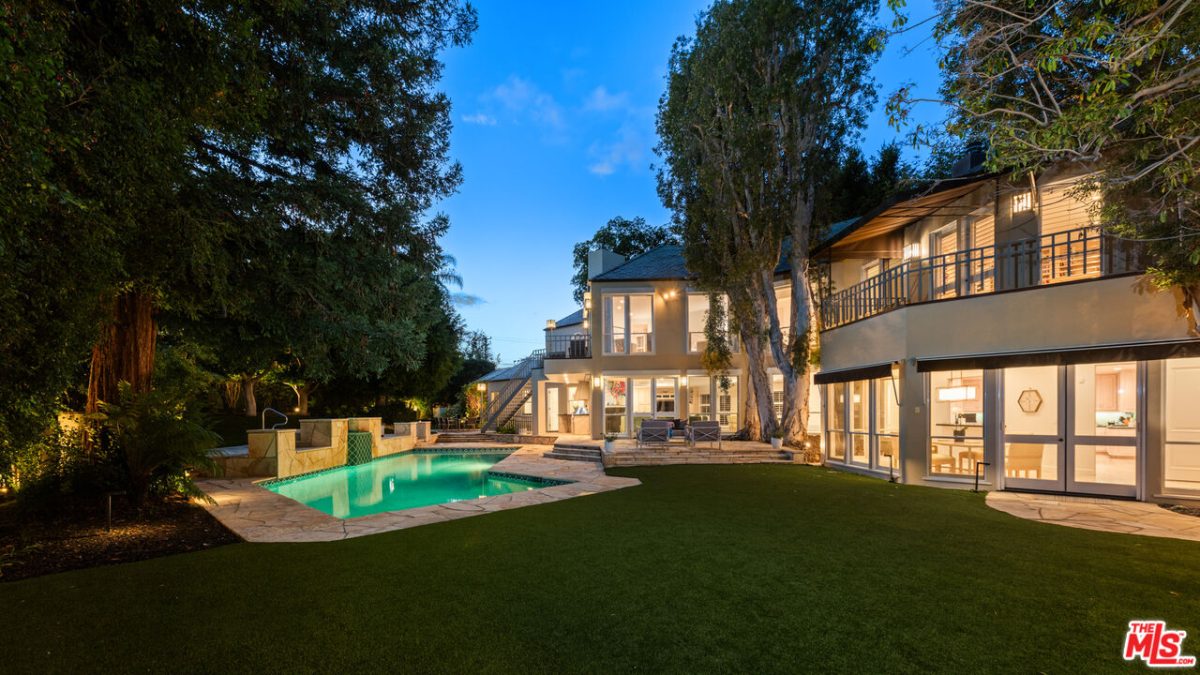 809 N. ALPINE DR, BEVERLY HILLS CA 90210
