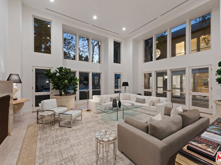 809 N. ALPINE DR, BEVERLY HILLS CA 90210