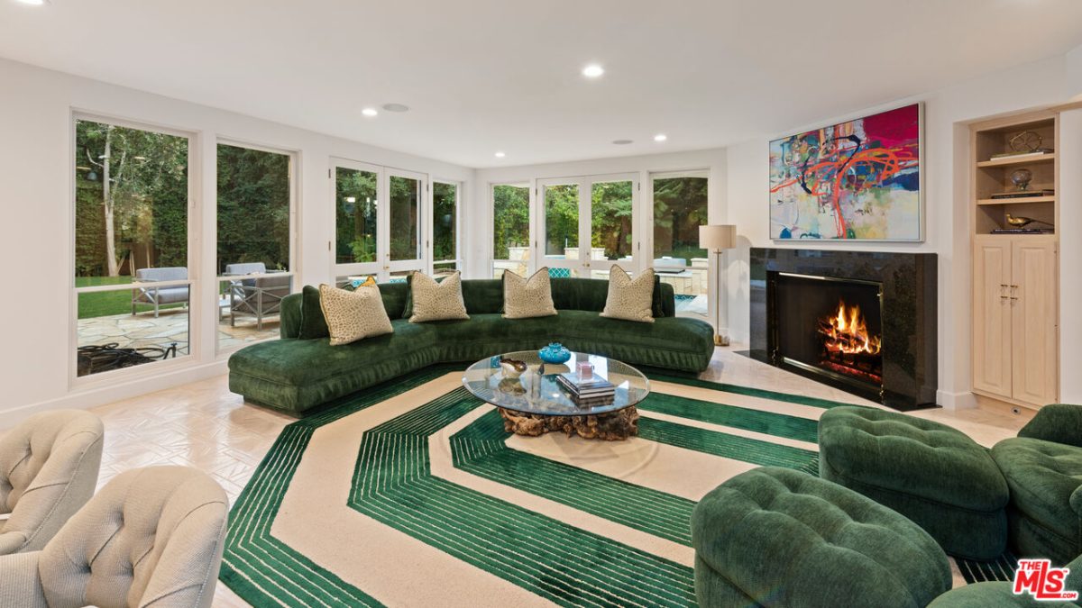 809 N. ALPINE DR, BEVERLY HILLS CA 90210