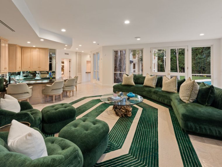 809 N. ALPINE DR, BEVERLY HILLS CA 90210