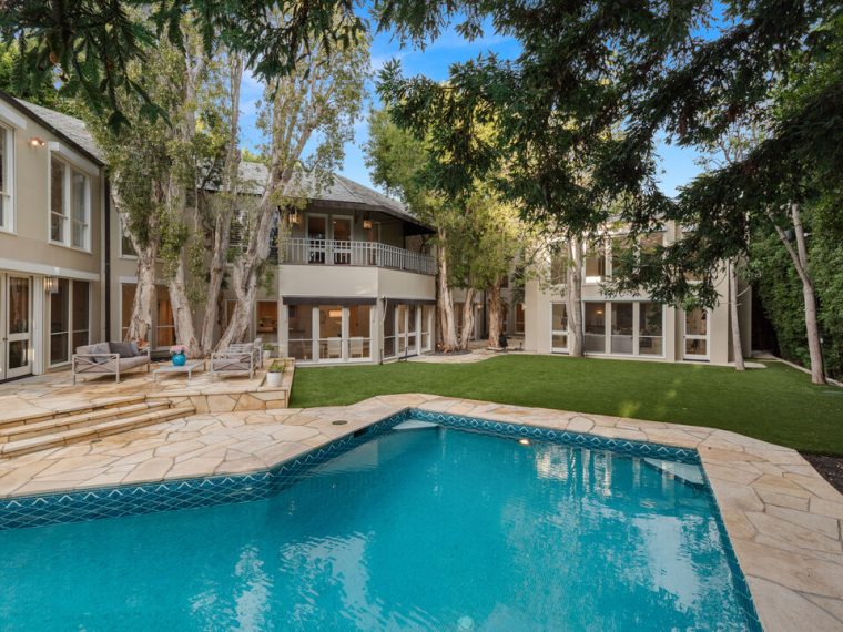 809 N. ALPINE DR, BEVERLY HILLS CA 90210