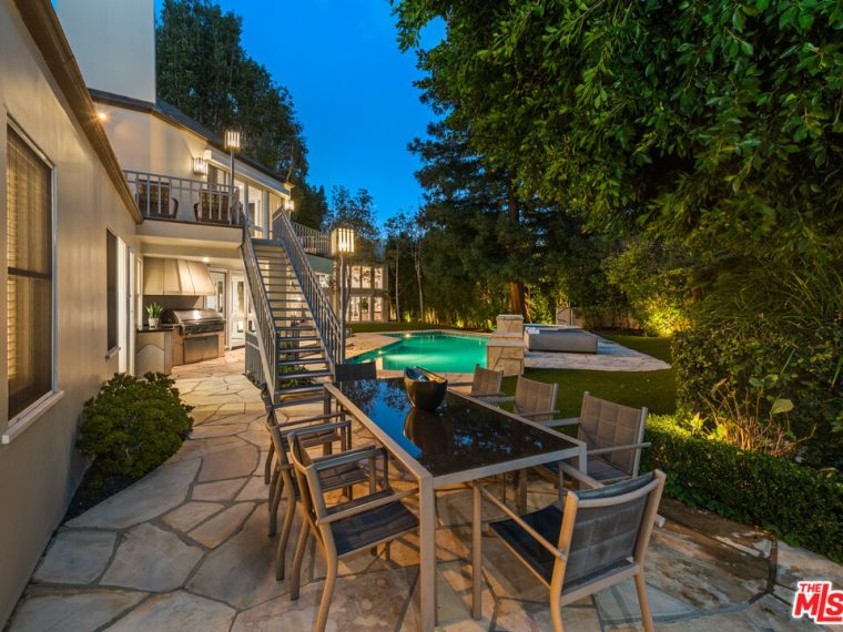 809 N. ALPINE DR, BEVERLY HILLS CA 90210