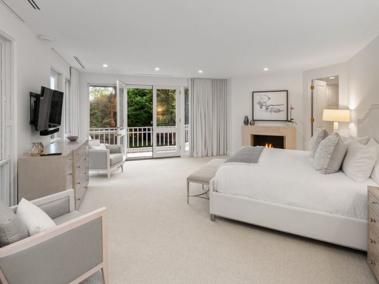 809 N. ALPINE DR, BEVERLY HILLS CA 90210