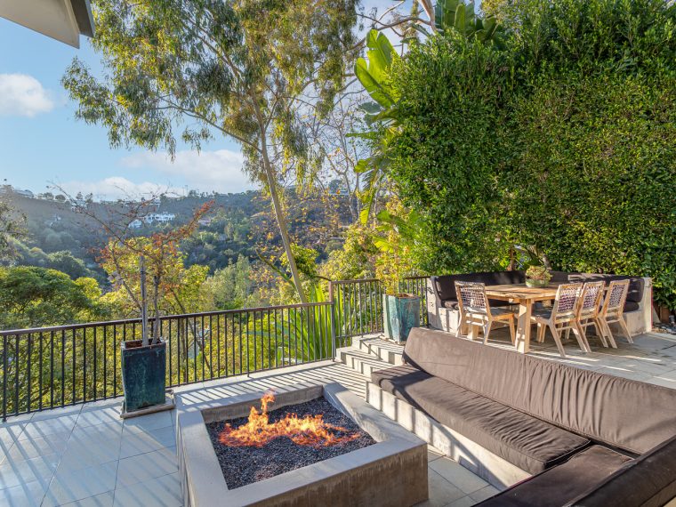 10553 Rocca PI., Los Angeles 90077
