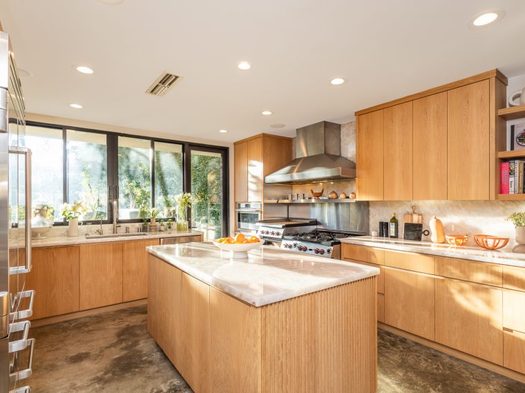 10553 Rocca PI., Los Angeles 90077