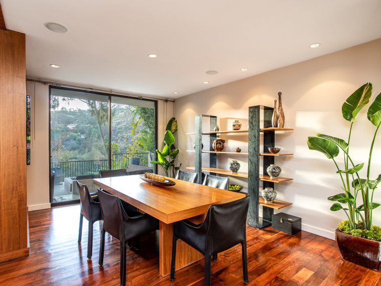 10553 Rocca PI., Los Angeles 90077
