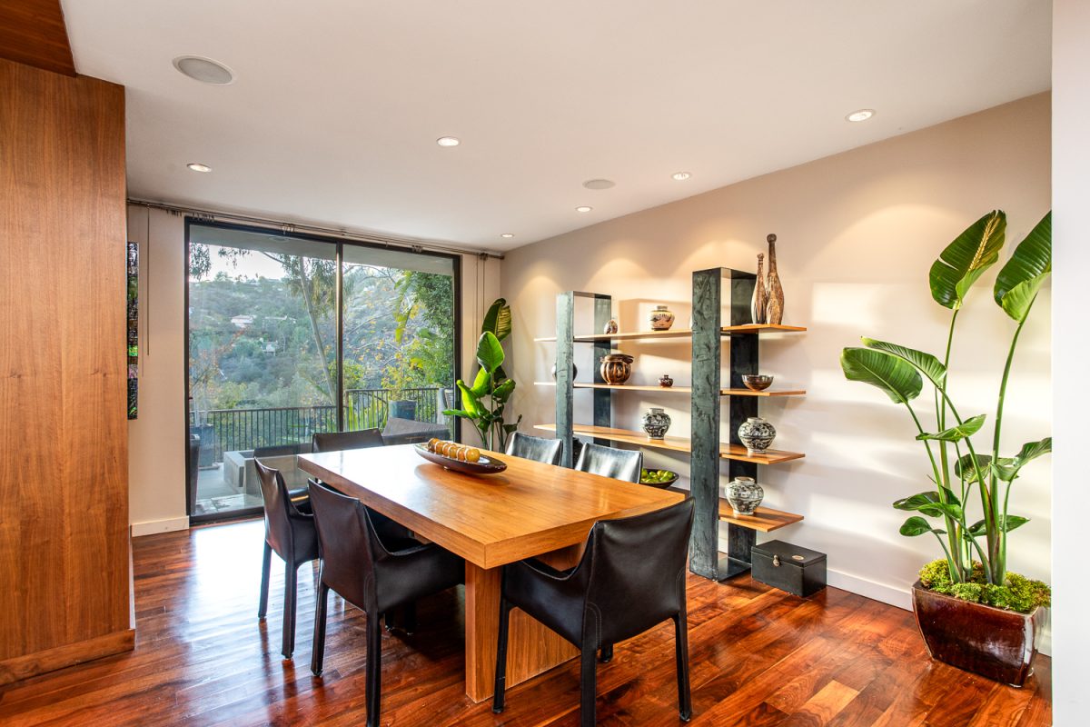 10553 Rocca PI., Los Angeles 90077
