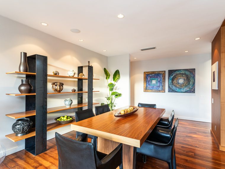 10553 Rocca PI., Los Angeles 90077