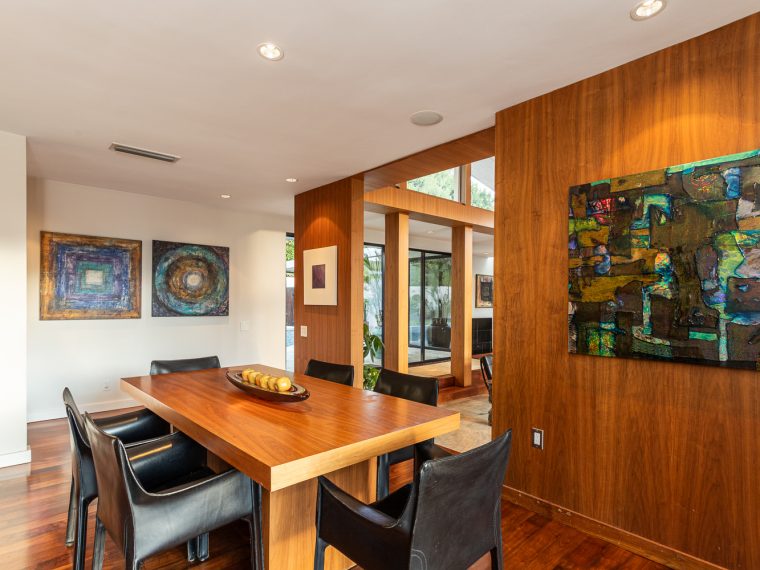 10553 Rocca PI., Los Angeles 90077