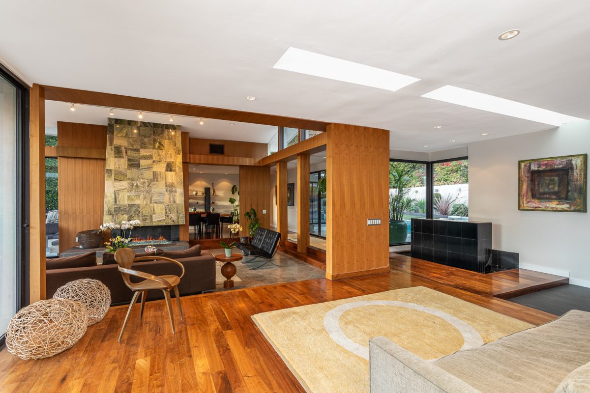 10553 Rocca PI., Los Angeles 90077
