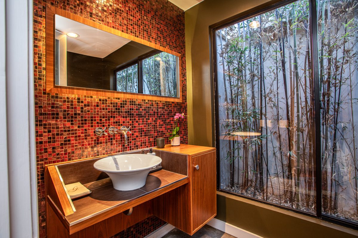 10553 Rocca PI., Los Angeles 90077