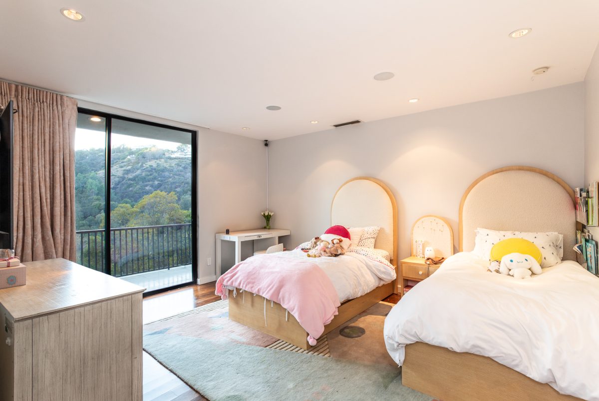 10553 Rocca PI., Los Angeles 90077