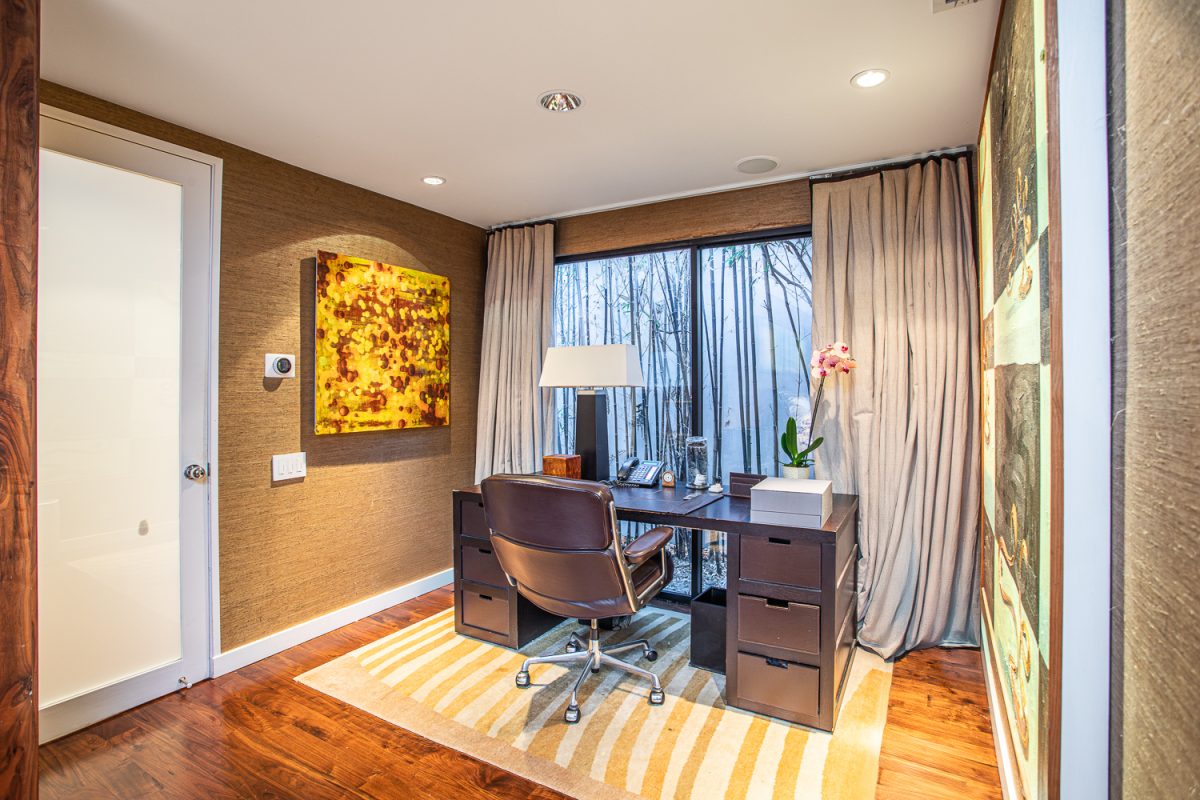10553 Rocca PI., Los Angeles 90077