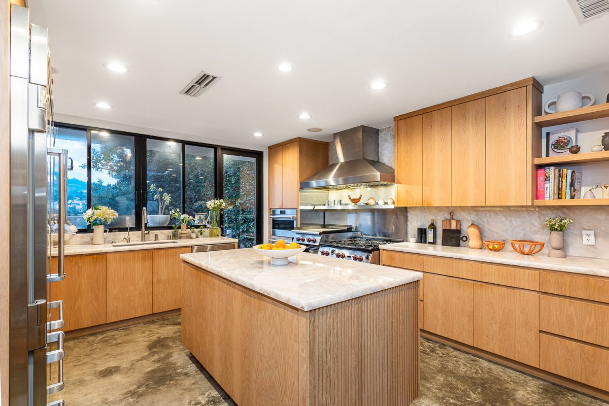 10553 Rocca PI., Los Angeles 90077