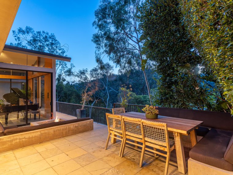 10553 Rocca PI., Los Angeles 90077