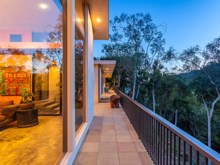 10553 Rocca PI., Los Angeles 90077