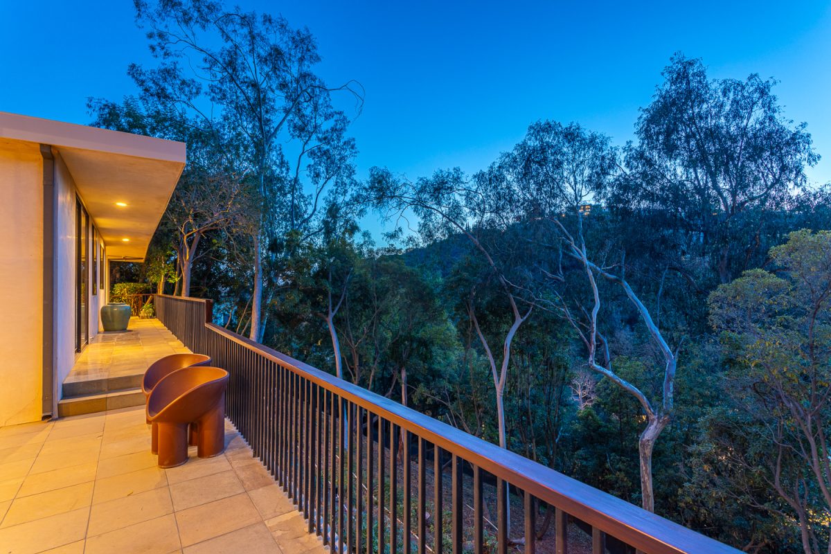 10553 Rocca PI., Los Angeles 90077