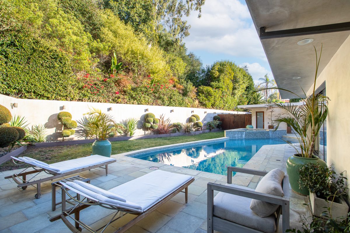 10553 Rocca PI., Los Angeles 90077